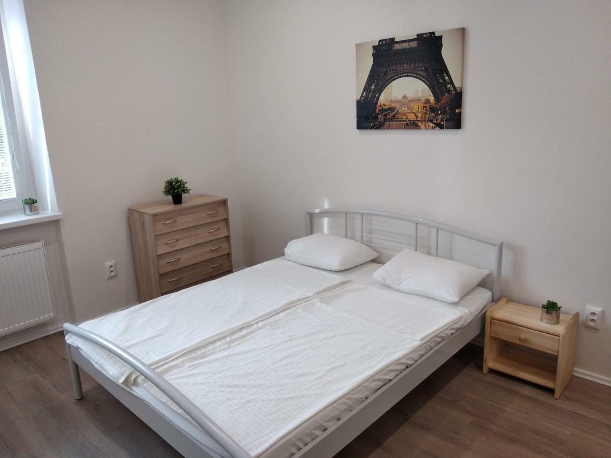 Kate & Jenny Apartments - Cosy Place In The City Center Bratislava Dış mekan fotoğraf