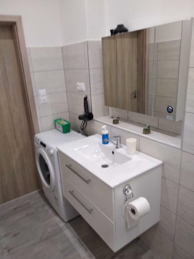 Kate & Jenny Apartments - Cosy Place In The City Center Bratislava Dış mekan fotoğraf