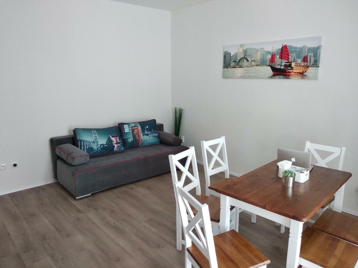 Kate & Jenny Apartments - Cosy Place In The City Center Bratislava Dış mekan fotoğraf